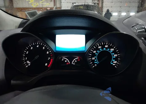 2013 Ford Escape Titanium z USA, uszkodzony, nr VIN 1FMCU9J95DUD31573